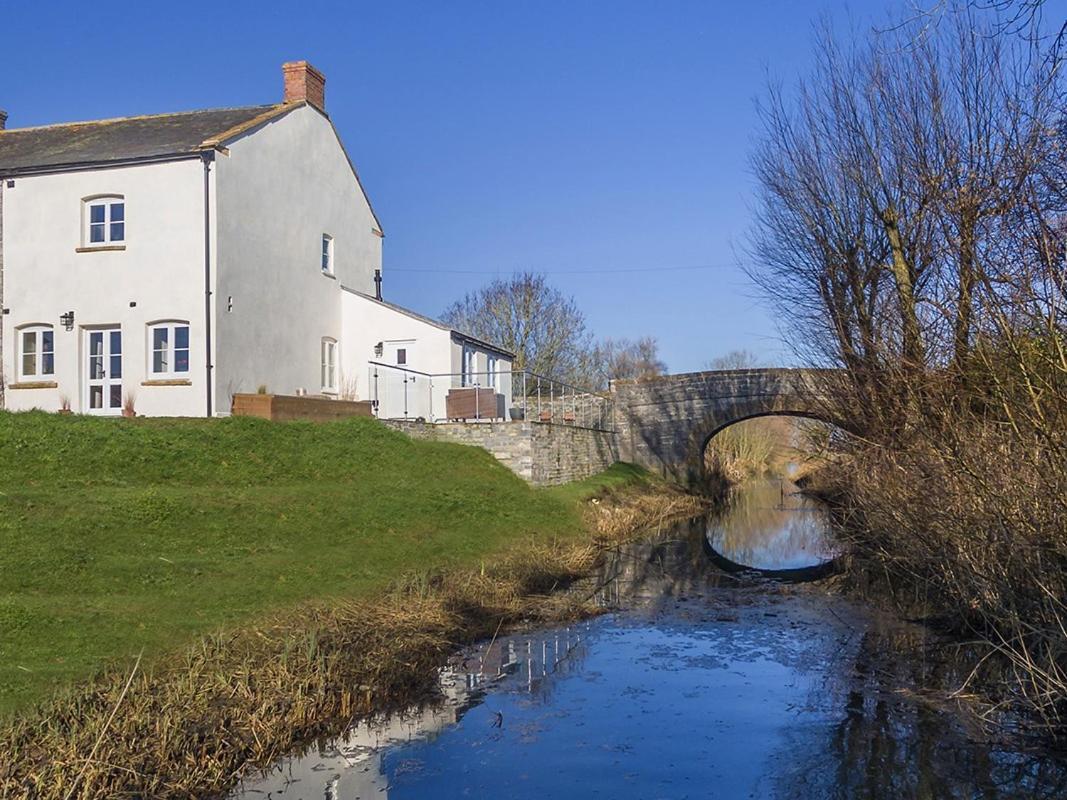 700 Westport Villa Langport Exterior foto